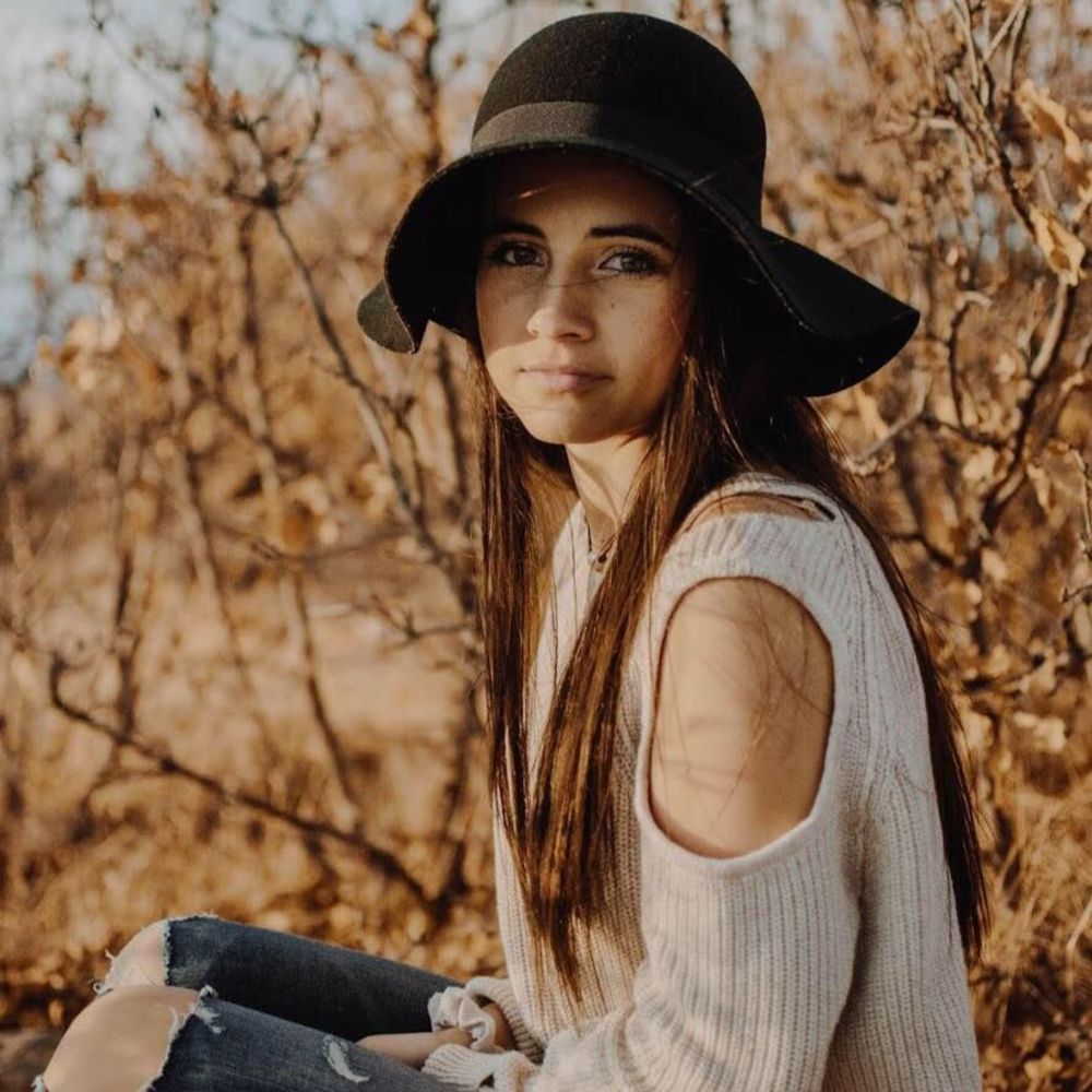 Meet your Posher, Hailey